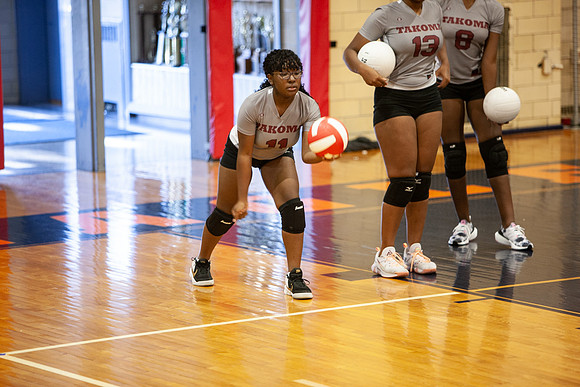 Zuri Volleyball 1_2564