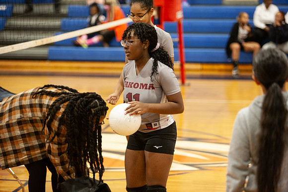 Zuri Volleyball 1_2554